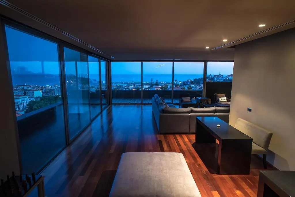Arts In Penthouse Apartments Til Sol Funchal