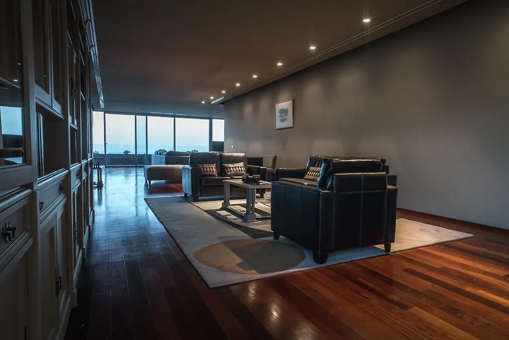 Arts In Penthouse Apartments Til Sol فونشال 0*,  البرتغال