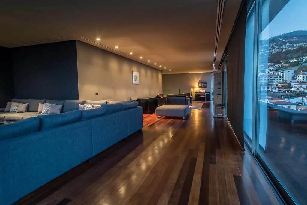 Arts In Penthouse Apartments Til Sol فونشال